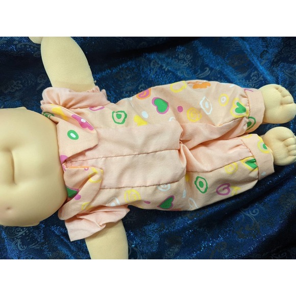 Cabbage Patch Kids First Edition 1990 Doll With Clothes - Picture 10 of 10